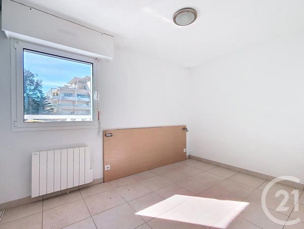 Appartement F3 à vendre  3 pièces - 56,24 m 2   ARCACHON  - 33