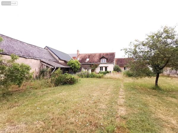 Maison rurale à vendre à Savigné-sous-le-Lude dans la Sarthe (72800), ref : 13861/1526