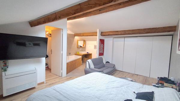 Roquevaire (13360) Appartement duplex Type 6 + cave privative