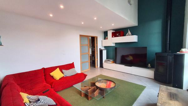 Roquevaire (13360) Appartement duplex Type 6 + cave privative