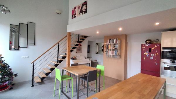 Roquevaire (13360) Appartement duplex Type 6 + cave privative