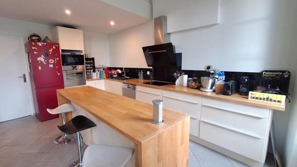 Roquevaire (13360) Appartement duplex Type 6 + cave privative