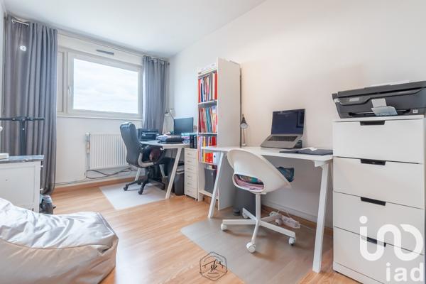 Appartement à vendre 5 pièces 89 m² Mont-Saint-Martin