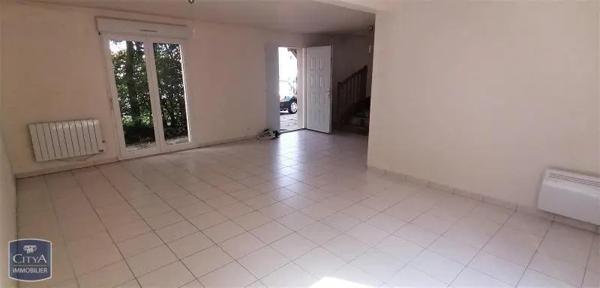Maison à louer 4 pièces 90m² Venoy (89290)