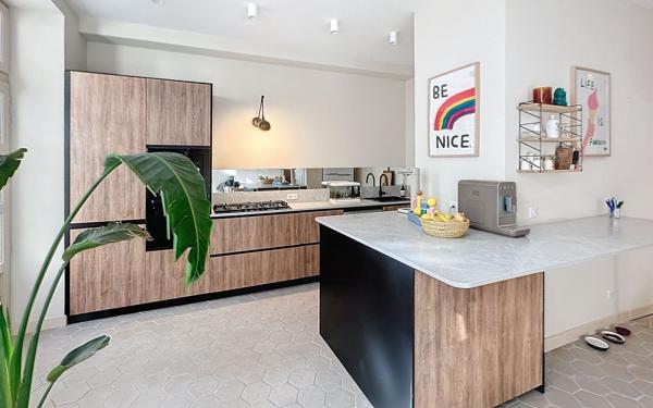 Appartement à vendre    4 pièces • 93 m2 Avignon