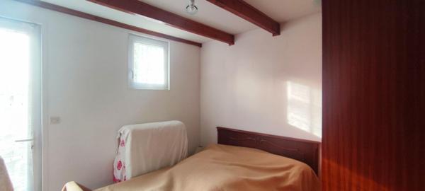 Maison  4 pièce(s) 117 m2 env proche centre ville Pornic avec dépendances