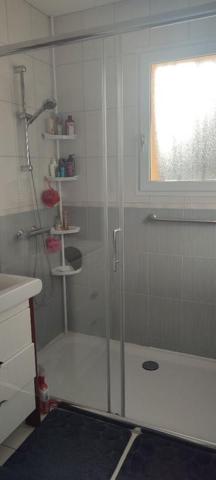 Maison  4 pièce(s) 117 m2 env proche centre ville Pornic avec dépendances