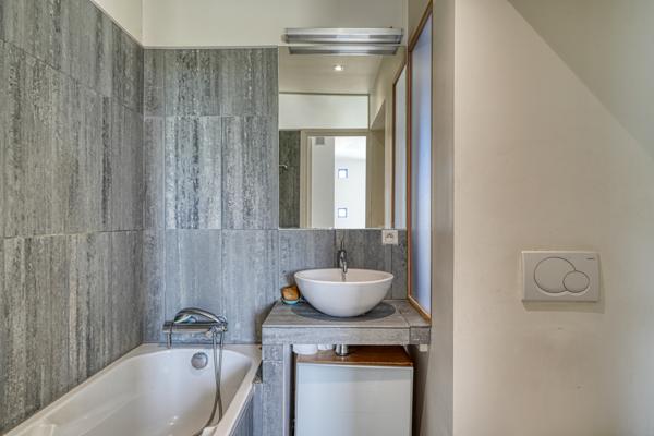 Saint-Ouen-l'Aumône (95310) Maison d’Architecte Contemporaine avec Jardin Arboré