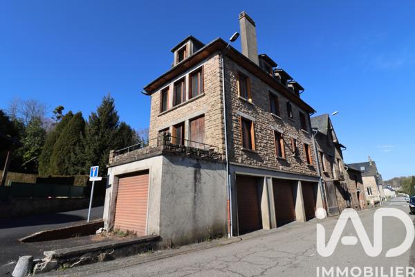 Maison à vendre 12 pièces 258 m² Neuvic