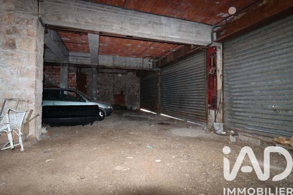 Maison à vendre 12 pièces 258 m² Neuvic