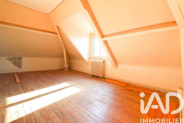 Maison à vendre 12 pièces 258 m² Neuvic