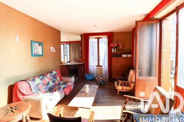 Maison à vendre 12 pièces 258 m² Neuvic