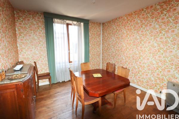 Maison à vendre 12 pièces 258 m² Neuvic