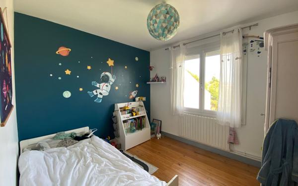 Maison à vendre    6 pièces •  Rochefort