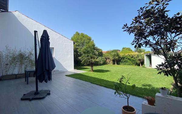 Maison à vendre    6 pièces •  Rochefort