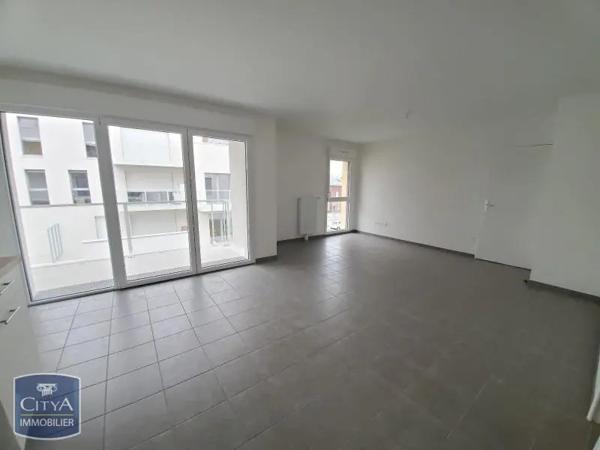 Appartement à louer 3 pièces 67.81m² Le Petit-Quevilly (76140)