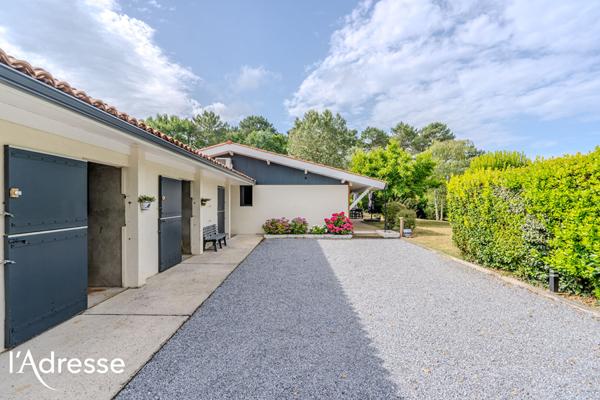 CANEJAN - 2 MAISONS ET 80 M² DE DEPENDANCES