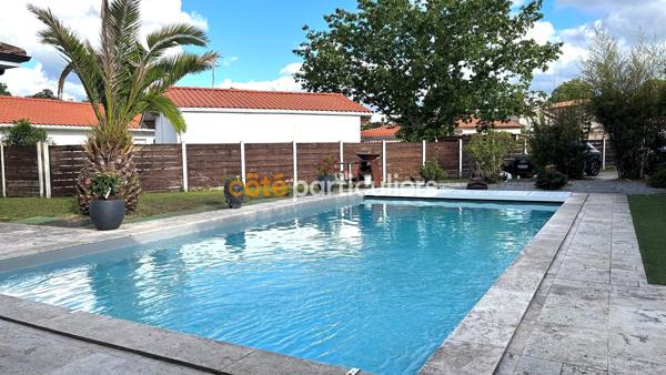 Vente
                Maison168 m² - 6 Pièces -
                    CADAUJAC (33140)