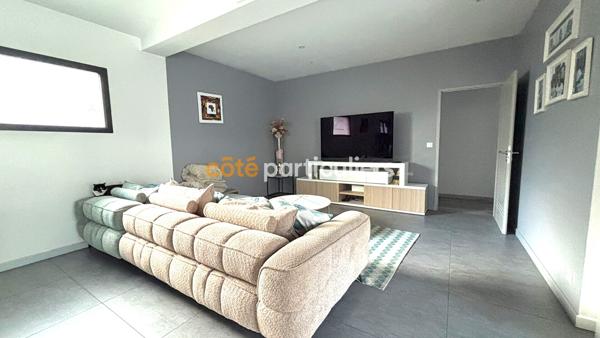 Vente
                Maison168 m² - 6 Pièces -
                    CADAUJAC (33140)