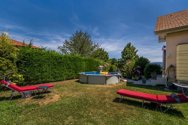 Appartement - villa 130 m², jardin 150 m², terrasse - balcon 25 m²