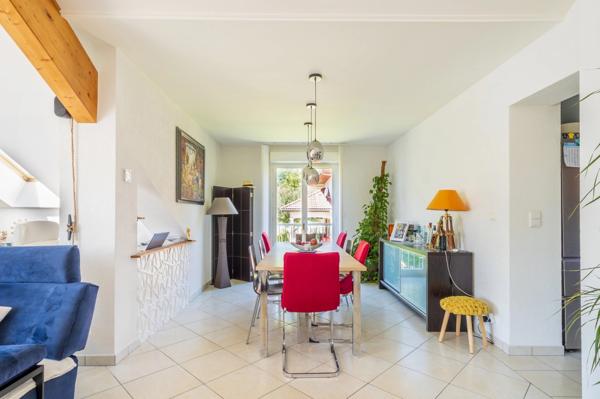 Appartement - villa 130 m², jardin 150 m², terrasse - balcon 25 m²