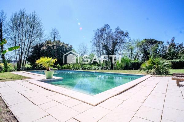 Maison rénovée de 366 m2 sur 3 881 m2 de terrain