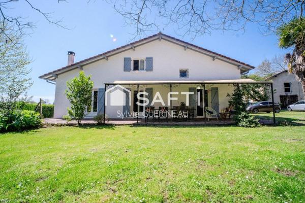 Maison rénovée de 366 m2 sur 3 881 m2 de terrain