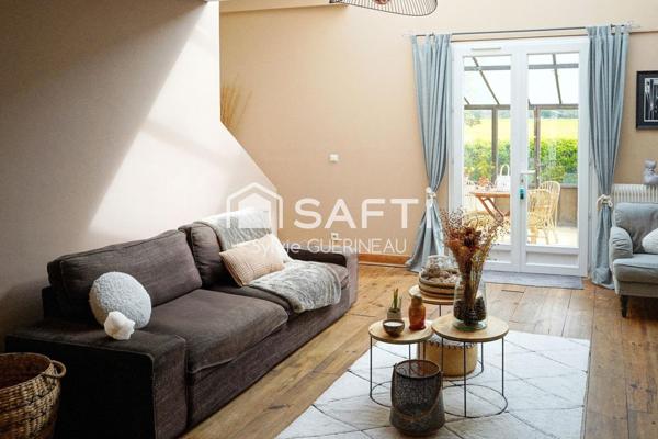 Maison rénovée de 366 m2 sur 3 881 m2 de terrain