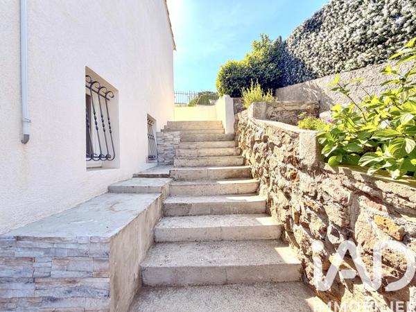 Maison à vendre 6 pièces 142 m² Fréjus
