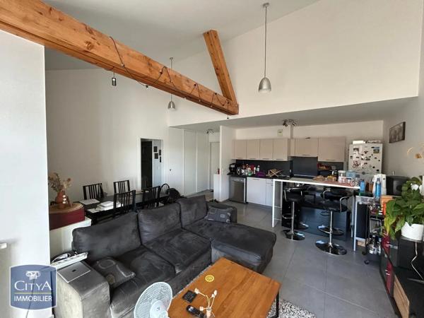 Appartement à louer 3 pièces 68.67m² Clermont-Ferrand (63000)
