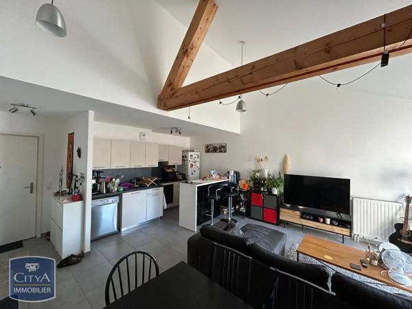 Appartement à louer 3 pièces 68.67m² Clermont-Ferrand (63000)