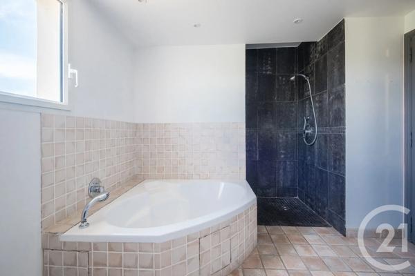 Maison à vendre  8 pièces - 286 m 2   NICE  - 06