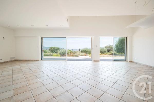 Maison à vendre  8 pièces - 286 m 2   NICE  - 06