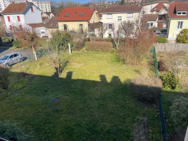 Maison mitoyenne F5 dans secteur privilégié du Près la rose