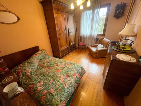 Maison mitoyenne F5 dans secteur privilégié du Près la rose