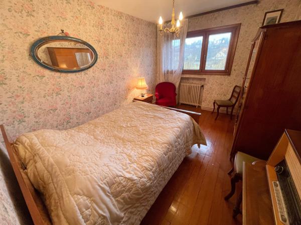 Maison mitoyenne F5 dans secteur privilégié du Près la rose