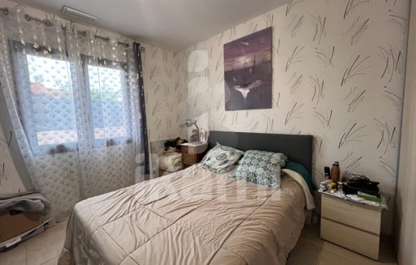 Superbe maison de plain-pied avec piscine