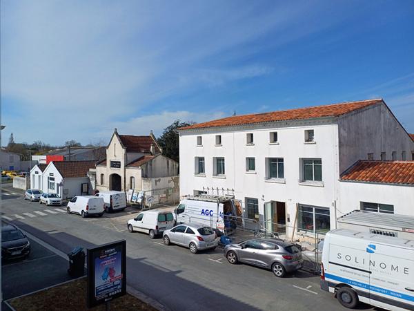 A vendre, appartement de 2 pieces au centre de Saujon. Pour une première acquiisition ou pour un investissement locatif.