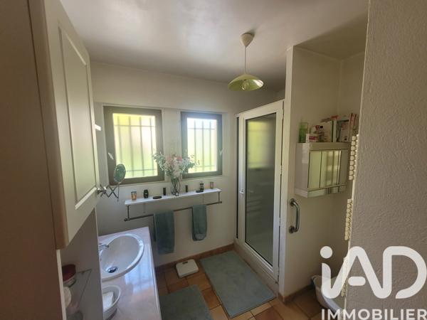 Maison à vendre 9 pièces 239 m² Carqueiranne