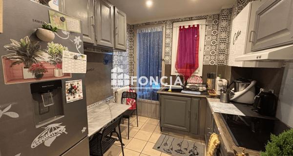 À vendre Appartement 4 pièces 82.09 m² - Toulon 83000