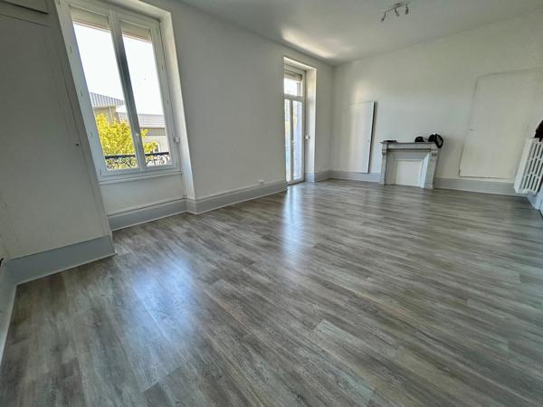 T2 60m2 secteur Carmes-République-1er mai - Clermont-Province T2 60m2 secteur Carmes-République-1er mai