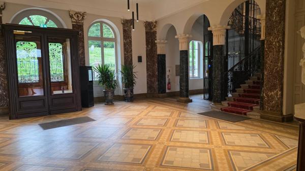 Appartement 2 pièces de 34 m2 à Aix-les-Bains avec vue château