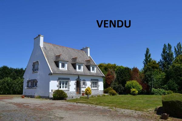 Plougasnou (29630) Plougasnou, belle maison traditionnelle sur 3500 m2 de terrain.