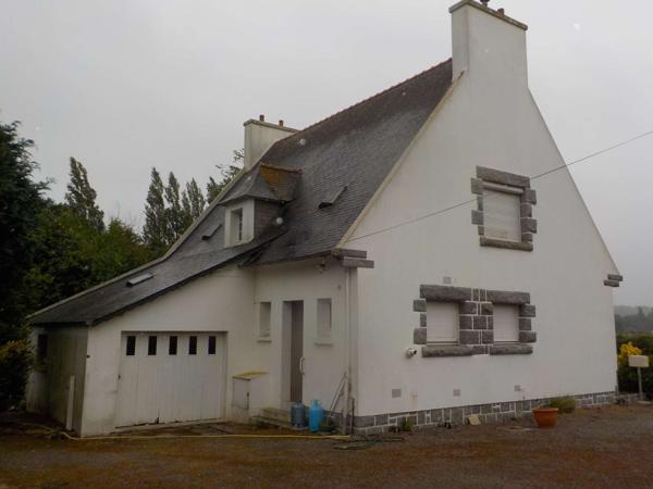 Plougasnou (29630) Plougasnou, belle maison traditionnelle sur 3500 m2 de terrain.