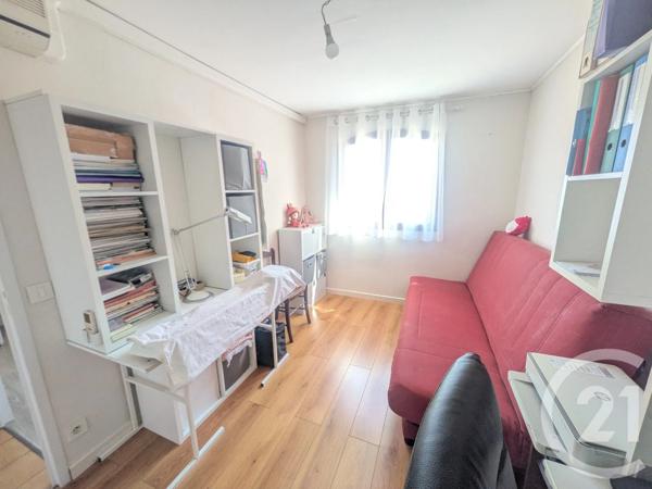 Maison à vendre  5 pièces - 92,75 m 2   TOULON  - 83