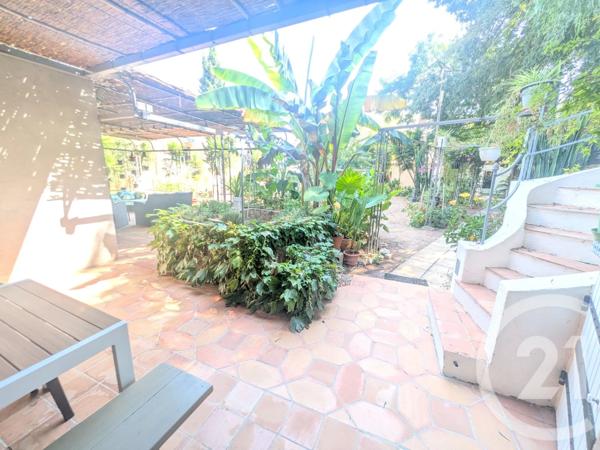 Maison à vendre  5 pièces - 92,75 m 2   TOULON  - 83