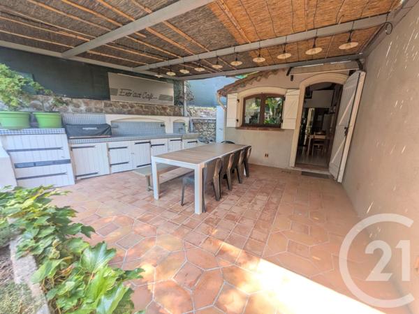 Maison à vendre  5 pièces - 92,75 m 2   TOULON  - 83