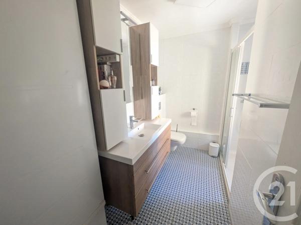 Maison à vendre  5 pièces - 92,75 m 2   TOULON  - 83