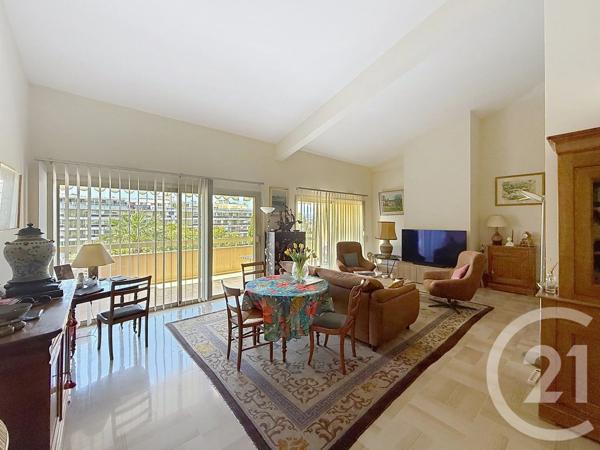 Appartement Duplex à vendre  3 pièces - 109,01 m 2   CANNES  - 06