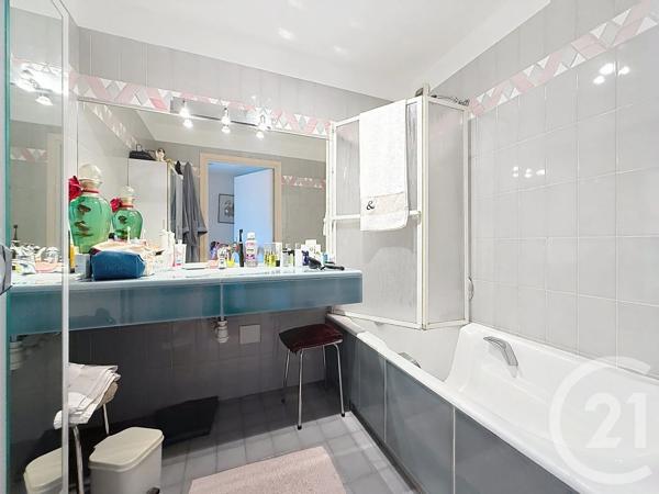 Appartement Duplex à vendre  3 pièces - 109,01 m 2   CANNES  - 06